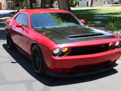 Used 2013 Dodge Challenger R/T w/ Sound Group II RWD image 41
