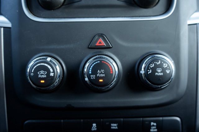 Used 2024 RAM 1500 Warlock AWD/4WD image 23