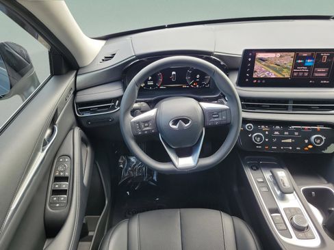 Certified 2026 INFINITI QX60 Pure image 5