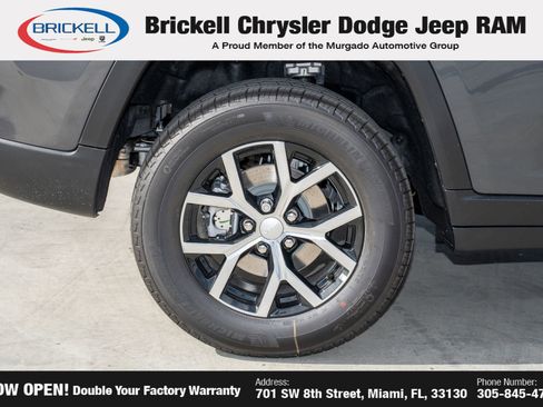 New 2025 Jeep Grand Cherokee Limited image 41