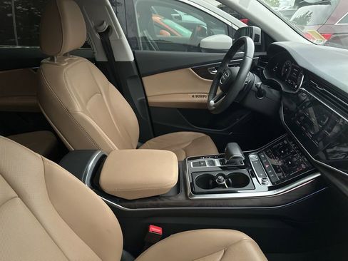 Used 2019 Audi Q8 Premium Plus AWD/4WD image 3