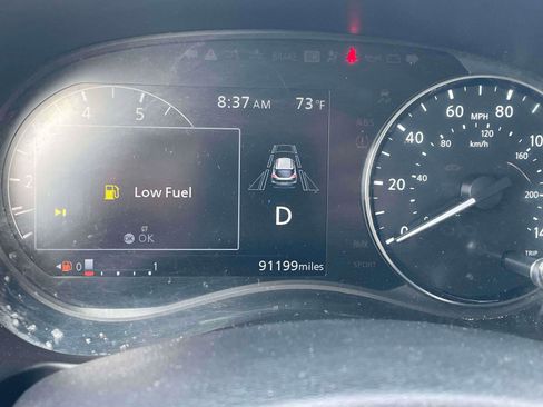 Used 2023 Nissan Kicks SV image 9