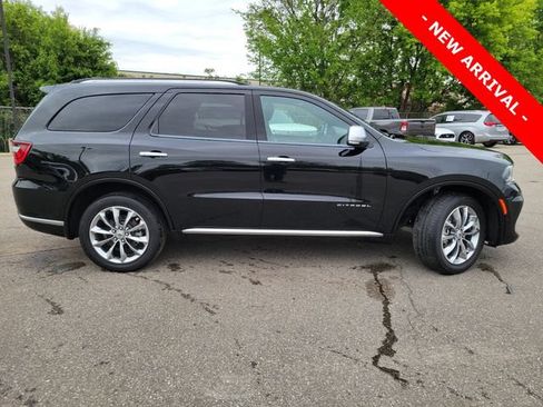 Used 2023 Dodge Durango Citadel AWD/4WD image 2