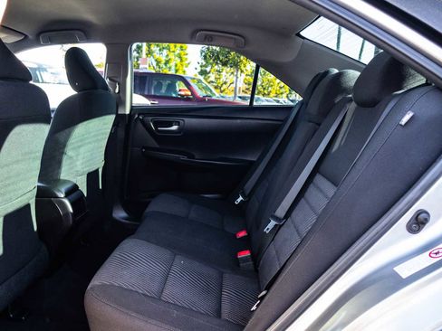 Certified 2017 Toyota Camry LE image 19