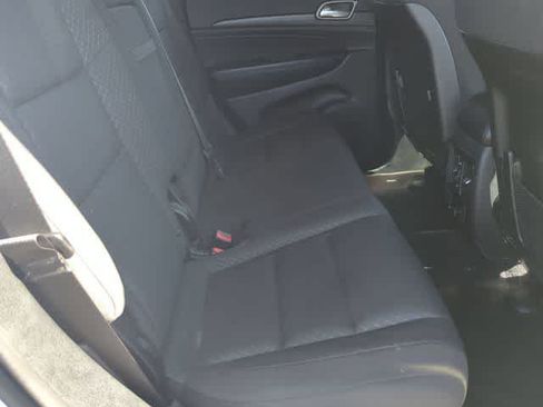 Used 2018 Jeep Grand Cherokee Laredo AWD/4WD image 20