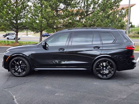 Used 2026 BMW X7 M60i AWD/4WD image 2