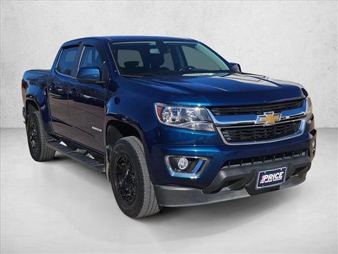 Used 2019 Chevrolet Colorado LT w/ LT Convenience Package image 3