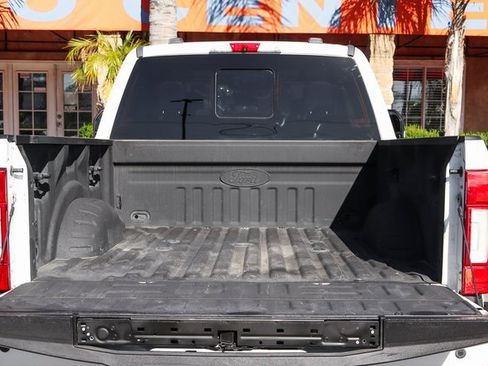 Used 2021 Ford F350 Lariat image 9