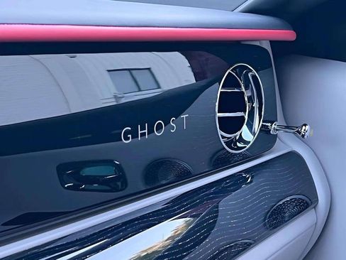 Certified 2024 Rolls-Royce Ghost image 17