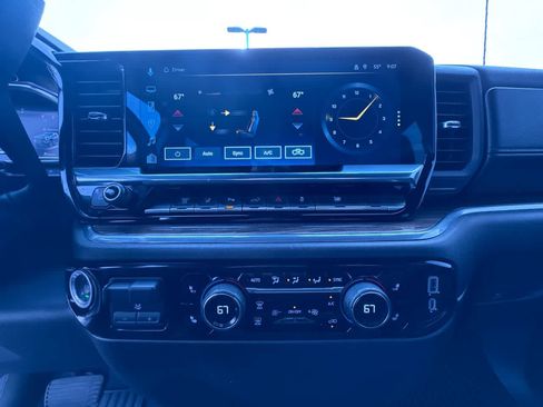 Used 2025 Chevrolet Silverado 3500 LT w/ All Star Edition RWD image 28