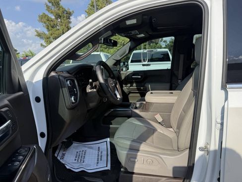 Used 2020 GMC Sierra 1500 SLT AWD/4WD image 7