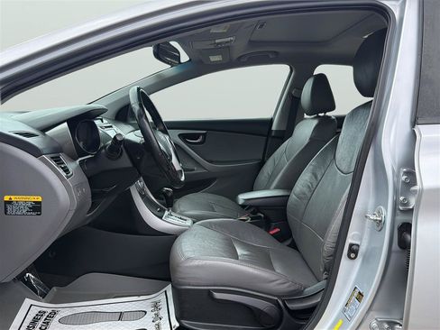 Used 2012 Hyundai Elantra Limited w/ Technology Pkg 5 FWD image 11