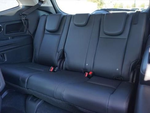 New 2026 Subaru Ascent Limited Bronze image 8