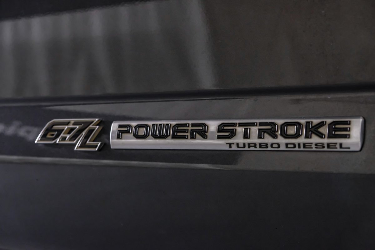 Used 2019 Ford F450 Platinum w/ Platinum Ultimate Package AWD/4WD image 46