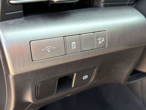 Used 2024 Hyundai Kona SEL FWD image 18