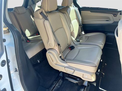 Used 2023 Honda Odyssey Elite image 38