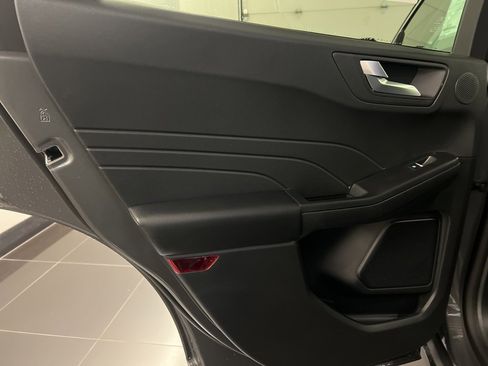 New 2026 Ford Escape SE w/ PHEV Premium Package image 34