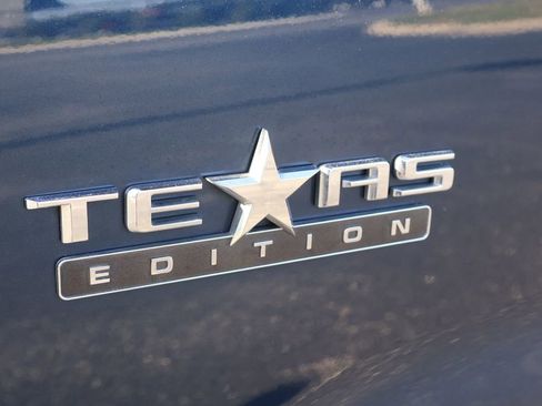 Used 2020 Chevrolet Silverado 1500 LT w/ Texas Edition image 9