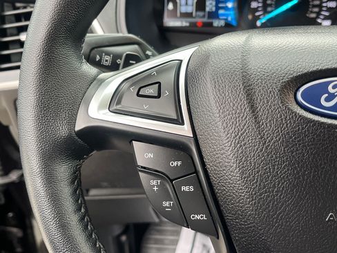 Certified 2023 Ford Edge SEL w/ Convenience Package AWD/4WD image 16