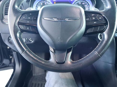 Used 2020 Chrysler 300 S RWD image 22