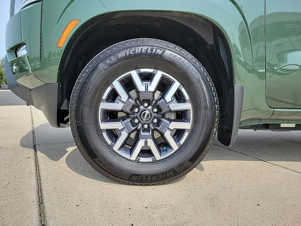 Certified 2024 Nissan Frontier SL w/ Technology Package RWD image 7