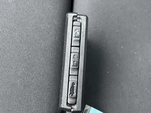 Used 2021 Polestar Polestar 2 Launch Edition w/ Performance Package image 39