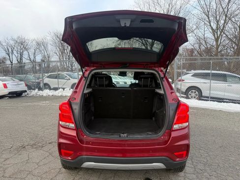 Used 2019 Chevrolet Trax LT w/ Driver Confidence Package image 13
