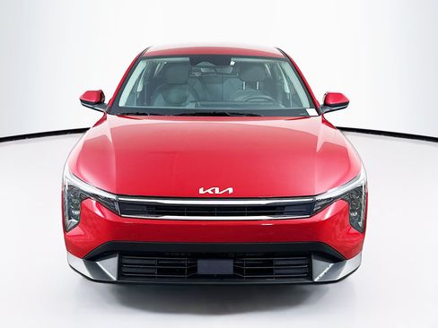 Used 2025 Kia K4 FWD image 2