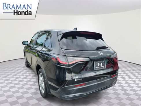 Certified 2024 Honda HR-V LX image 4