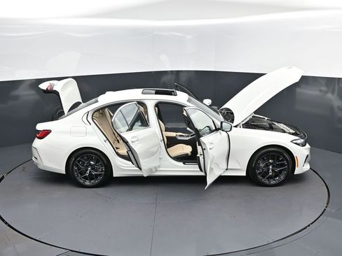New 2026 BMW 330i Sedan w/ Premium Package image 50