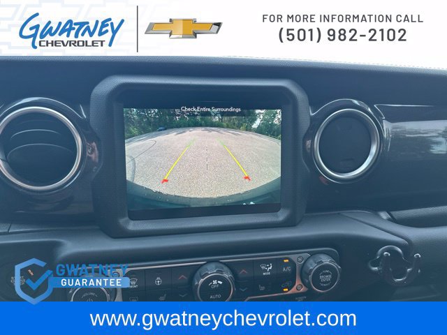 Used 2021 Jeep Wrangler Unlimited Sahara AWD/4WD image 18