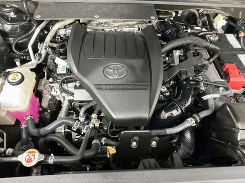 Used 2025 Toyota Highlander XSE AWD/4WD image 36