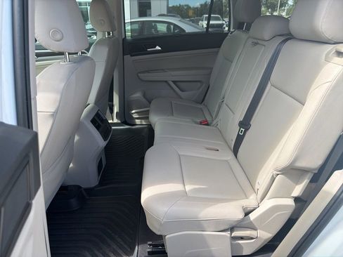 Used 2020 Volkswagen Atlas SE w/ Towing Package FWD image 21