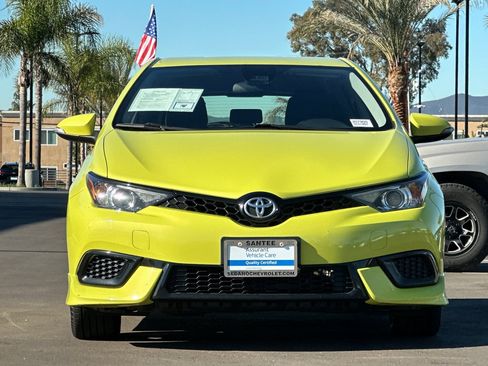 Used 2017 Toyota Corolla iM image 9