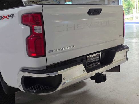 Used 2022 Chevrolet Silverado 3500 LTZ w/ Safety Package AWD/4WD image 14