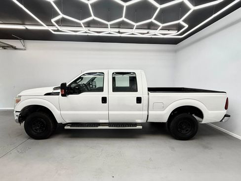 Used 2013 Ford F250 XL w/ PWR Equipment Group image 4