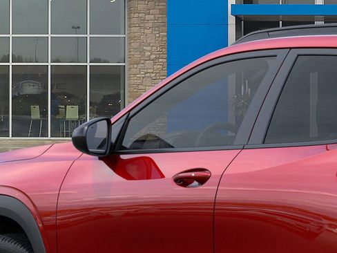 New 2026 Chevrolet Trax RS image 12