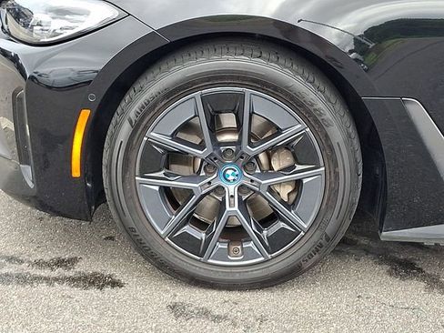 Used 2024 BMW i4 eDrive40 RWD image 8