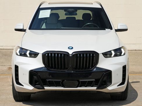 Used 2024 BMW X5 xDrive50e w/ M Sport Package AWD/4WD image 48