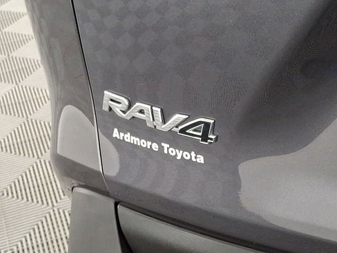 Certified 2021 Toyota RAV4 XLE image 23