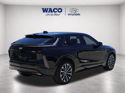 Used 2025 Cadillac Lyriq Sport w/ LPO, Floor Liner Package RWD image 8