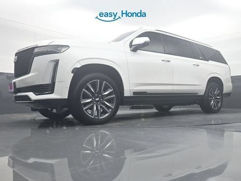Used 2024 Cadillac Escalade ESV Sport w/ LPO, ONYX Package AWD/4WD image 30
