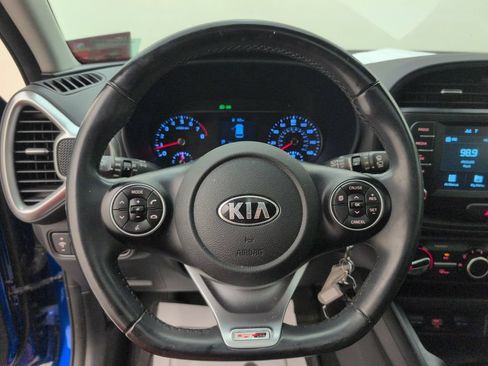 Used 2021 Kia Soul GT-Line FWD image 32