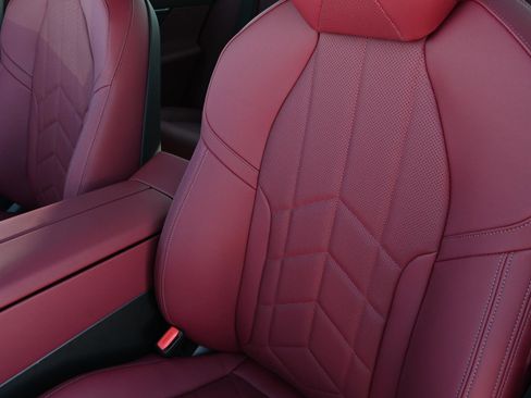 New 2026 BMW 530i w/ Premium Package RWD image 7