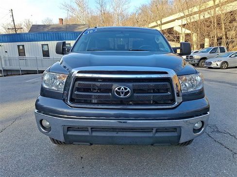 Used 2010 Toyota Tundra 4x4 Double Cab image 4