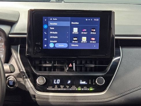 Used 2025 Toyota Corolla SE FWD image 16