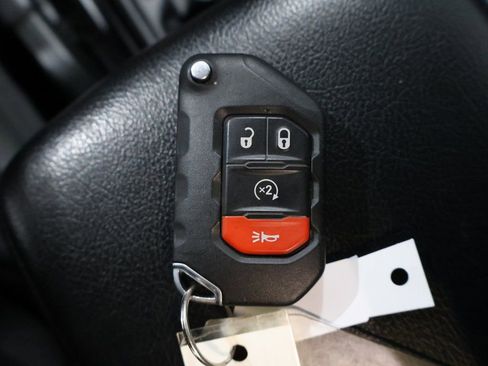 Certified 2021 Jeep Wrangler Sport S image 22