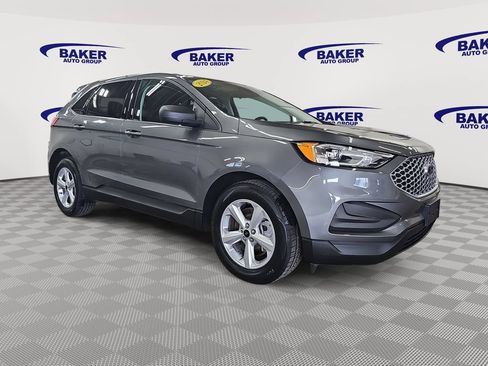 Used 2024 Ford Edge SE w/ Cargo Accessory Package AWD/4WD image 3