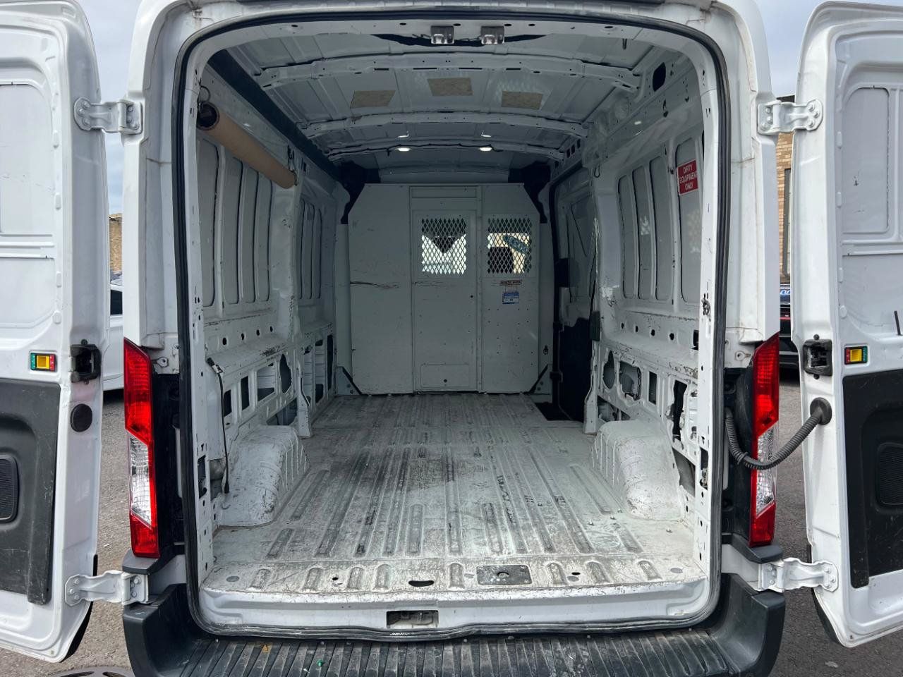 Used 2023 Ford Transit 250 Medium Roof w/ Fleet Safety Package RWD image 19