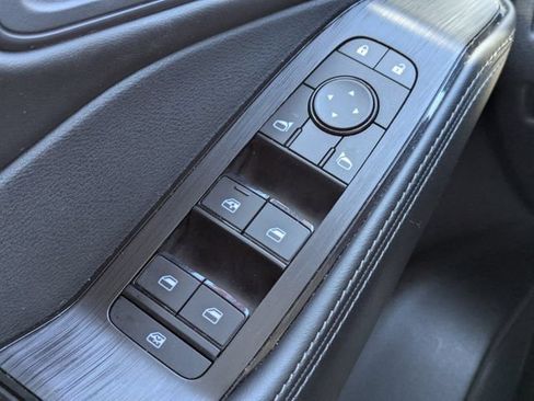 Used 2023 Nissan Rogue SV w/ SV Premium B Package FWD image 26